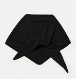 Cosy Chic Triangle Solid Black