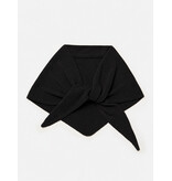 Cosy Chic Triangle Solid Black