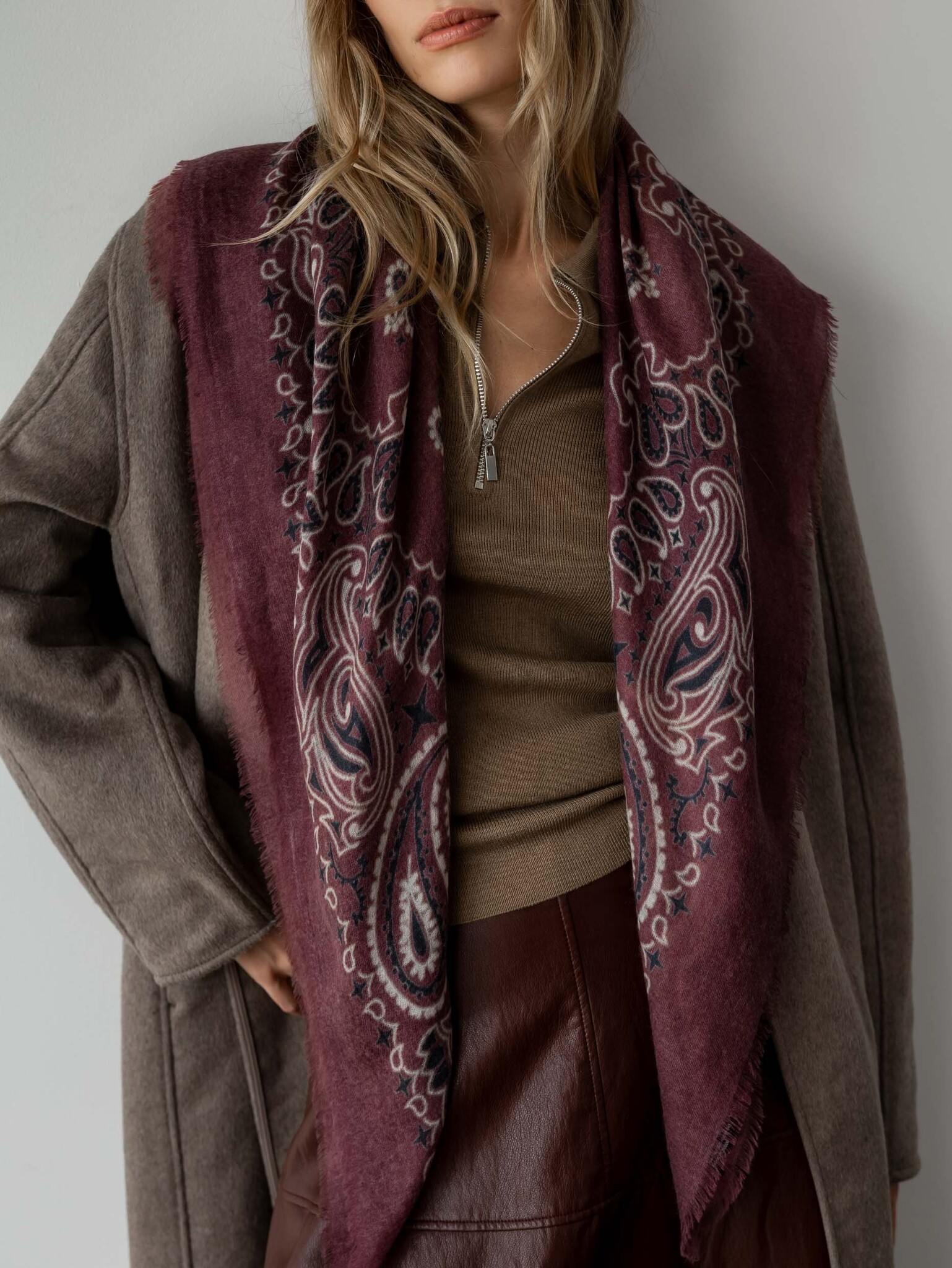 Sjaal Cosy 100% Cashmere Bandana Syrah