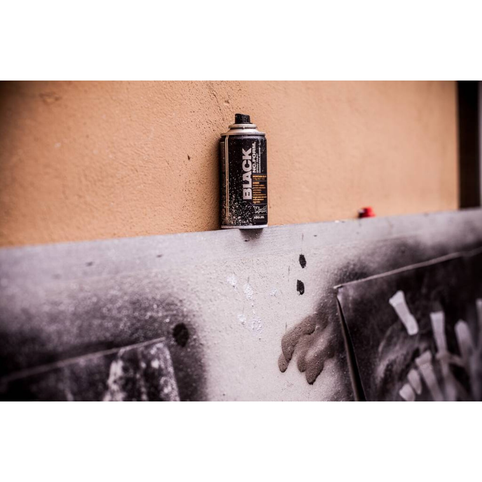 Montana BLACK 150ml Sprühdose