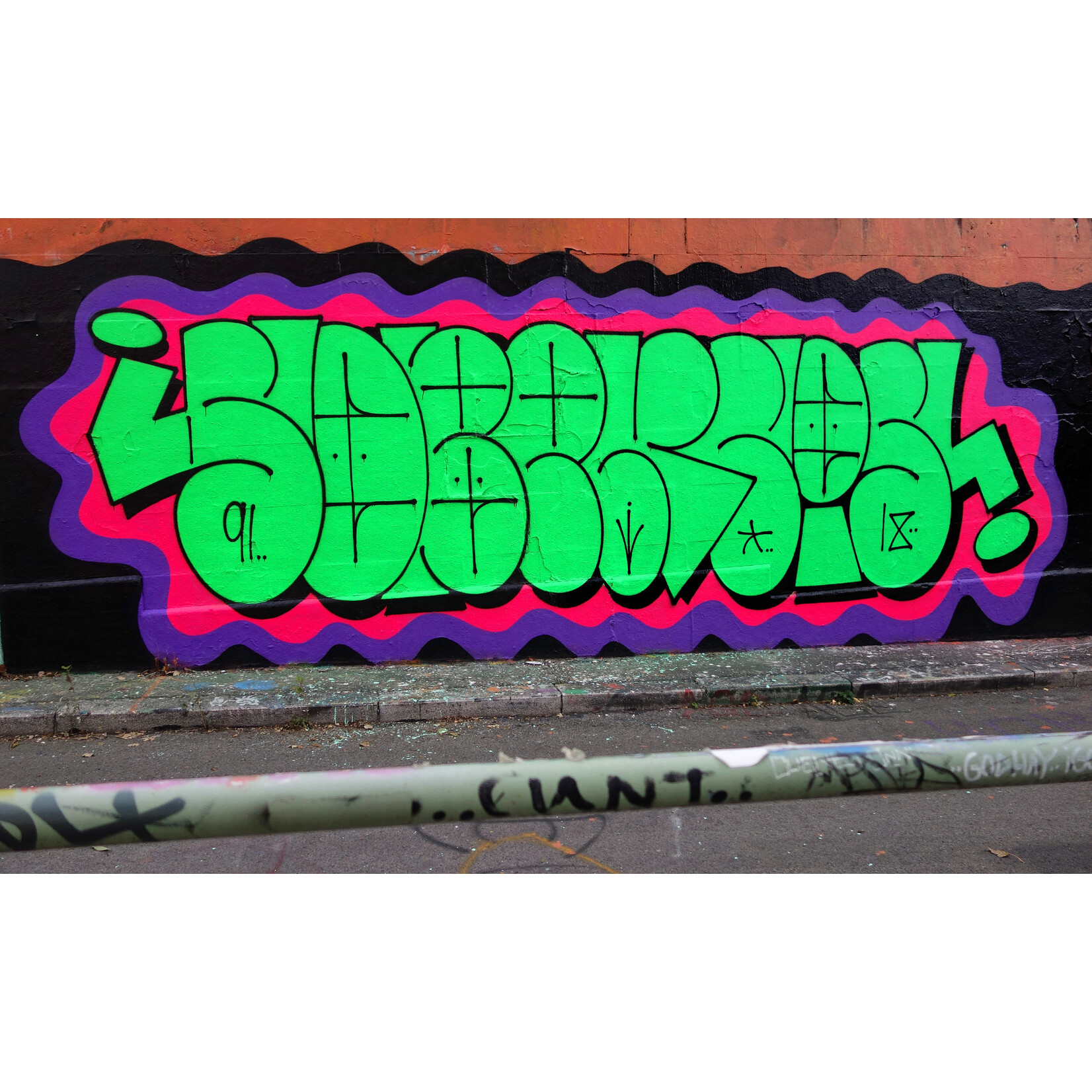 Montana BLACK 400ml Set NEON