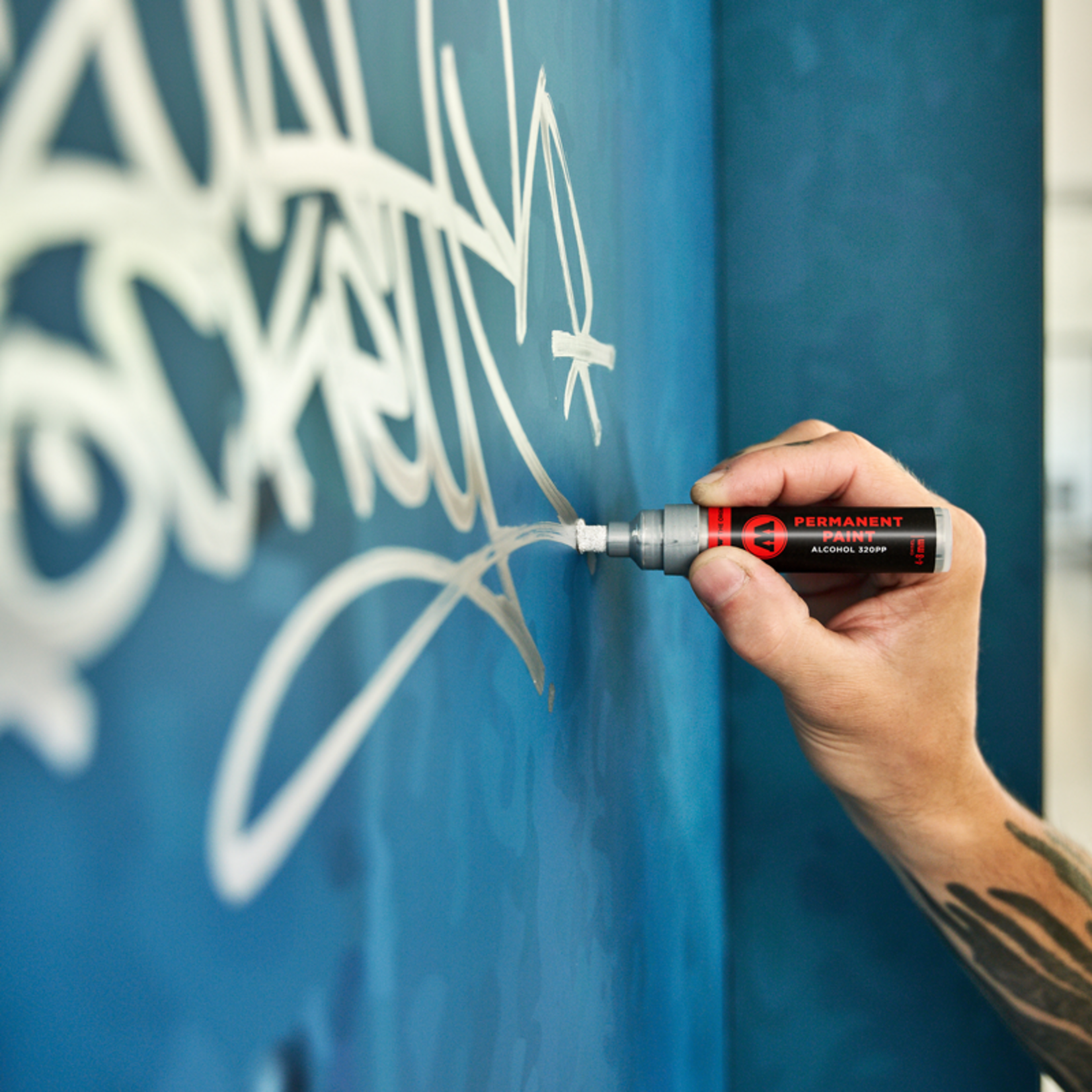 Molotow  320PP 4-8mm  Permanent Paint Marker