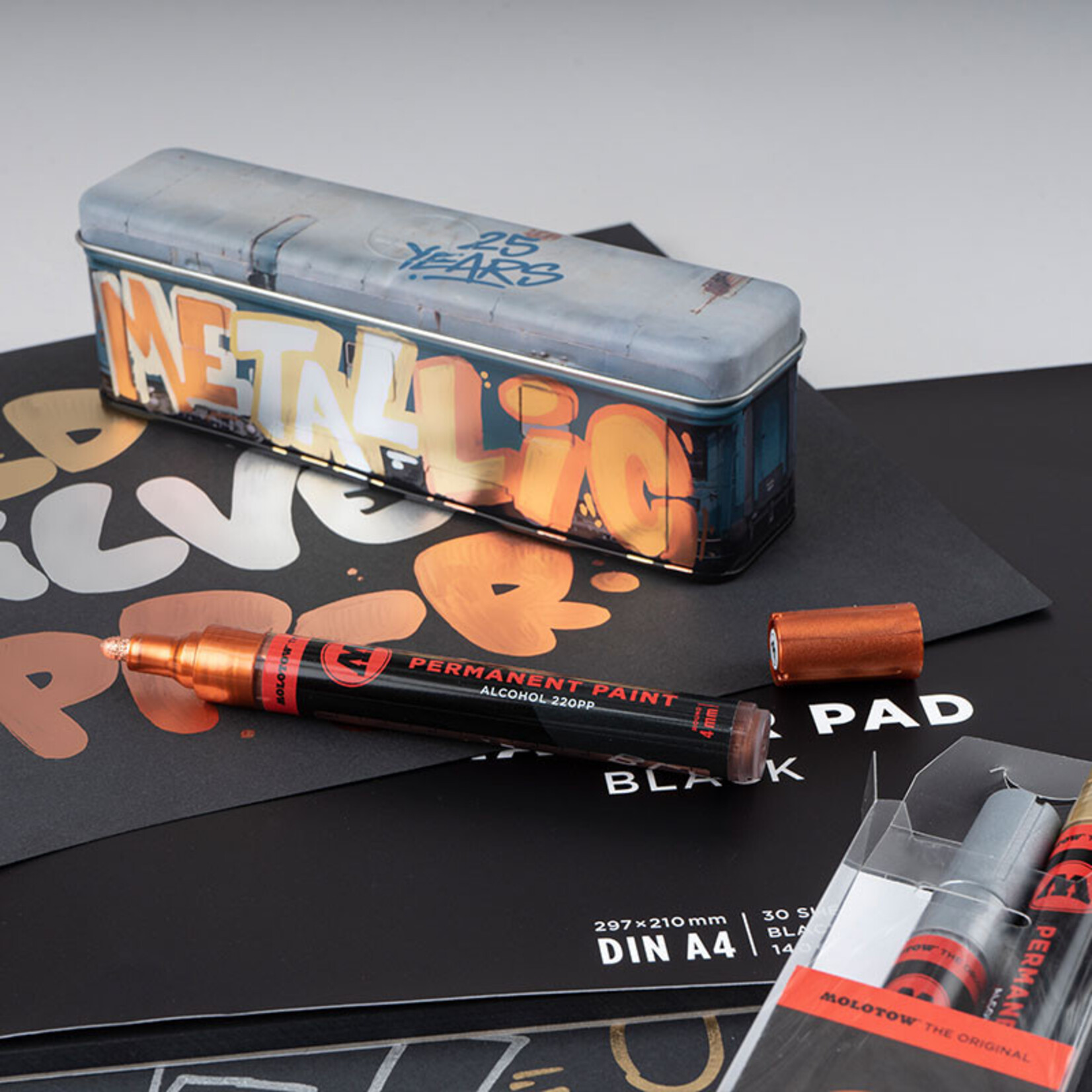 Molotow PERMANENT PAINT Metallic Marker Set 4mm