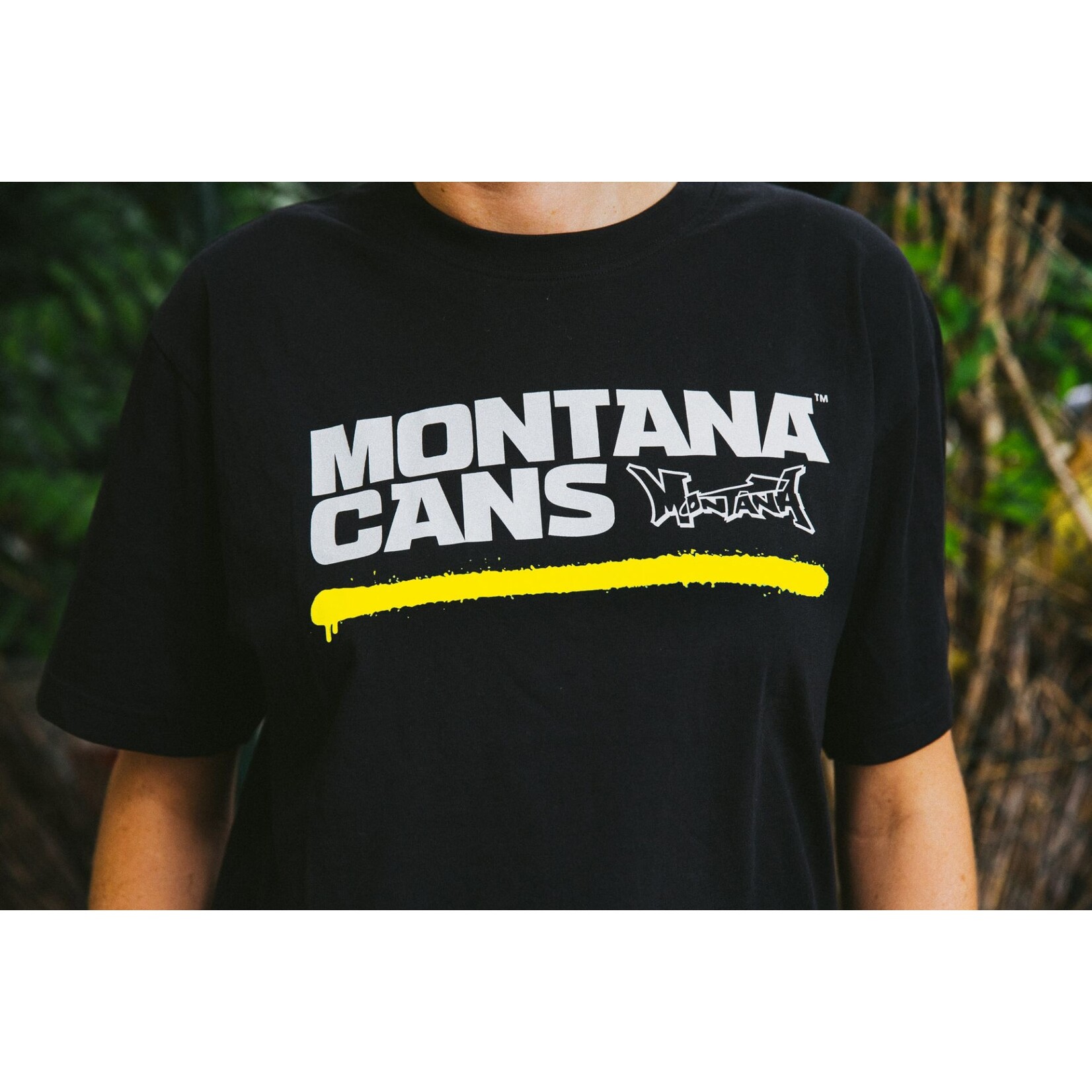 Montana Cans T-SHIRT Typo Logo Underline  Black Yellow