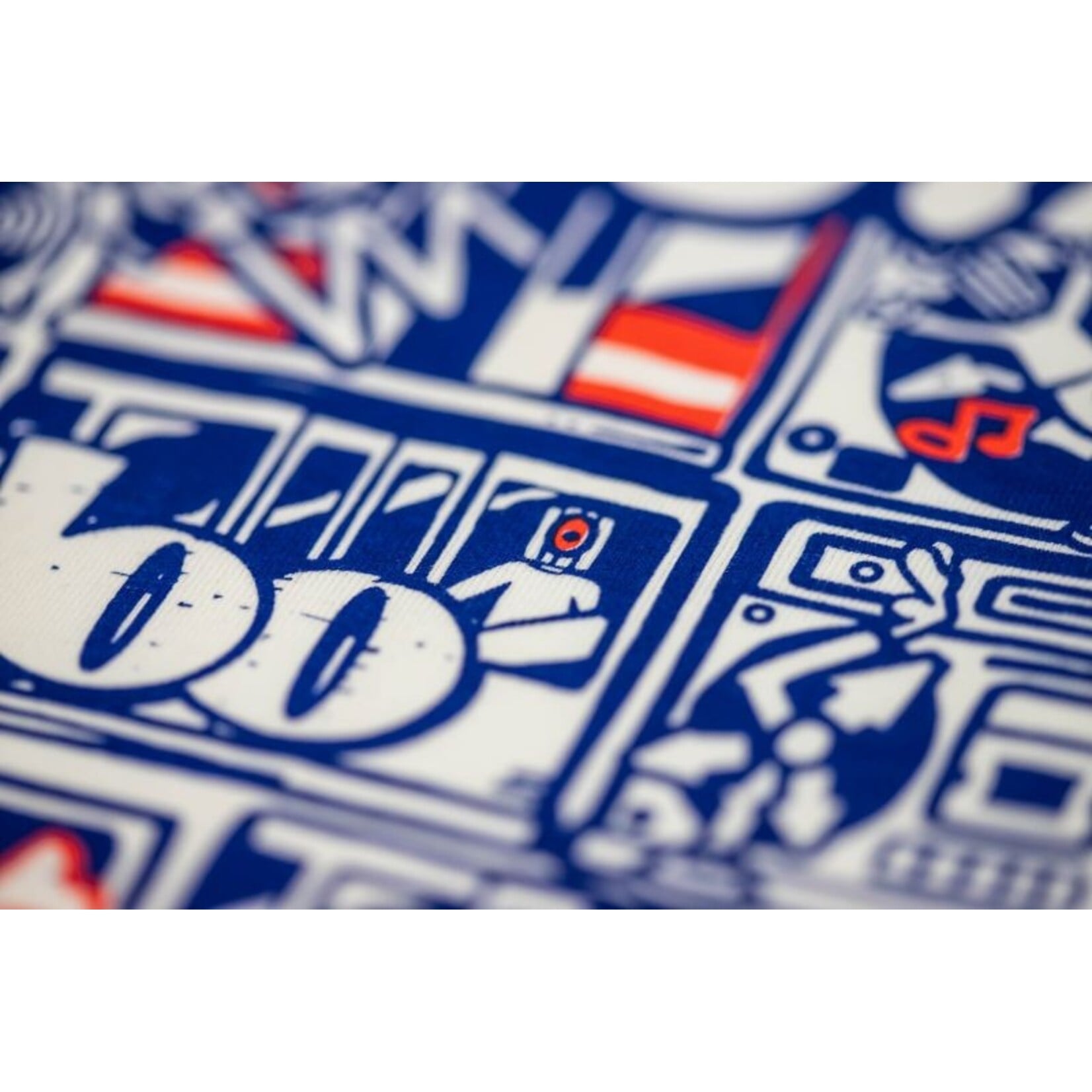 Montana Cans T-Shirt  - Traffic Jam by Bobby Analog
