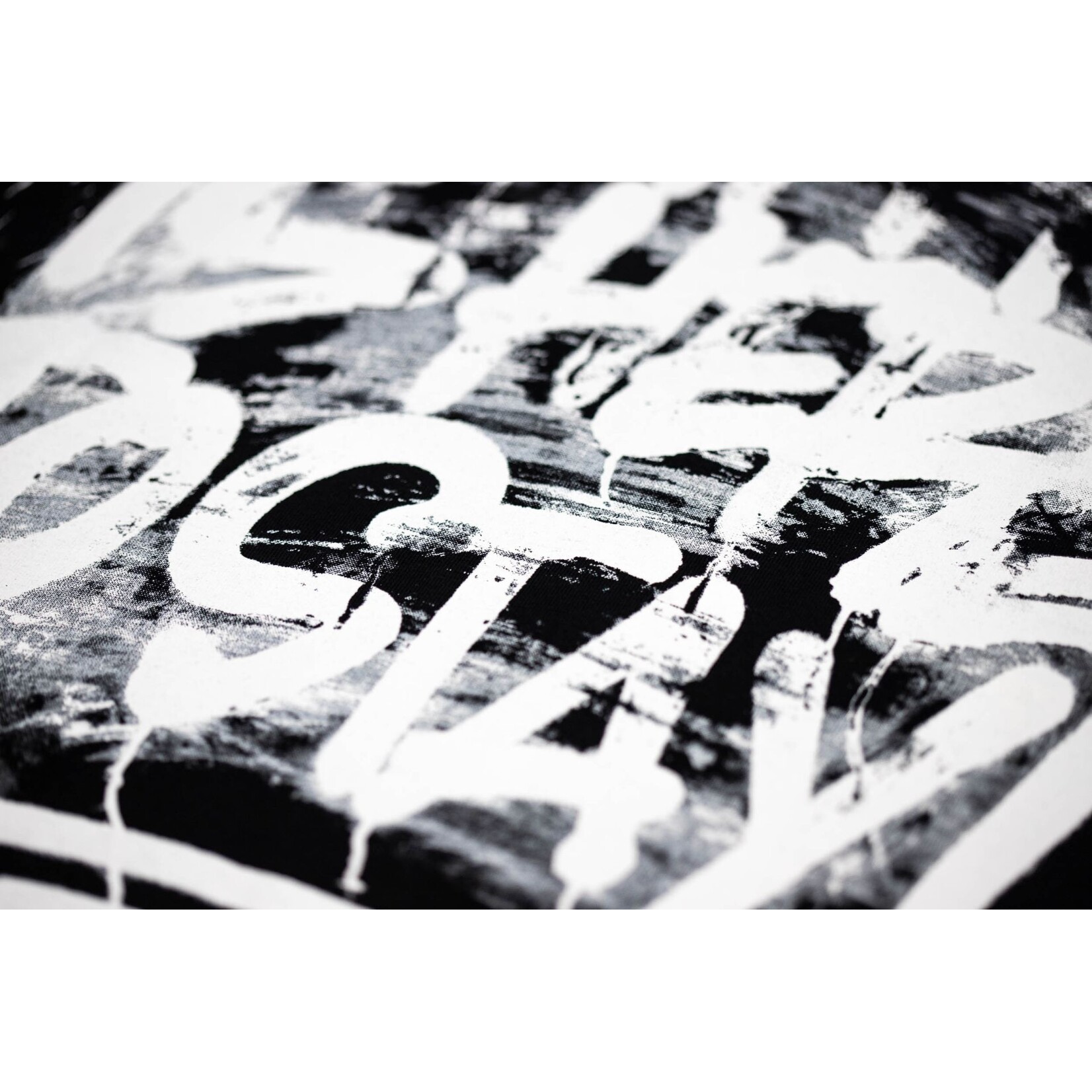 Montana Cans T-Shirt  - Graffiti is here to stay by Thierry Furger - Black