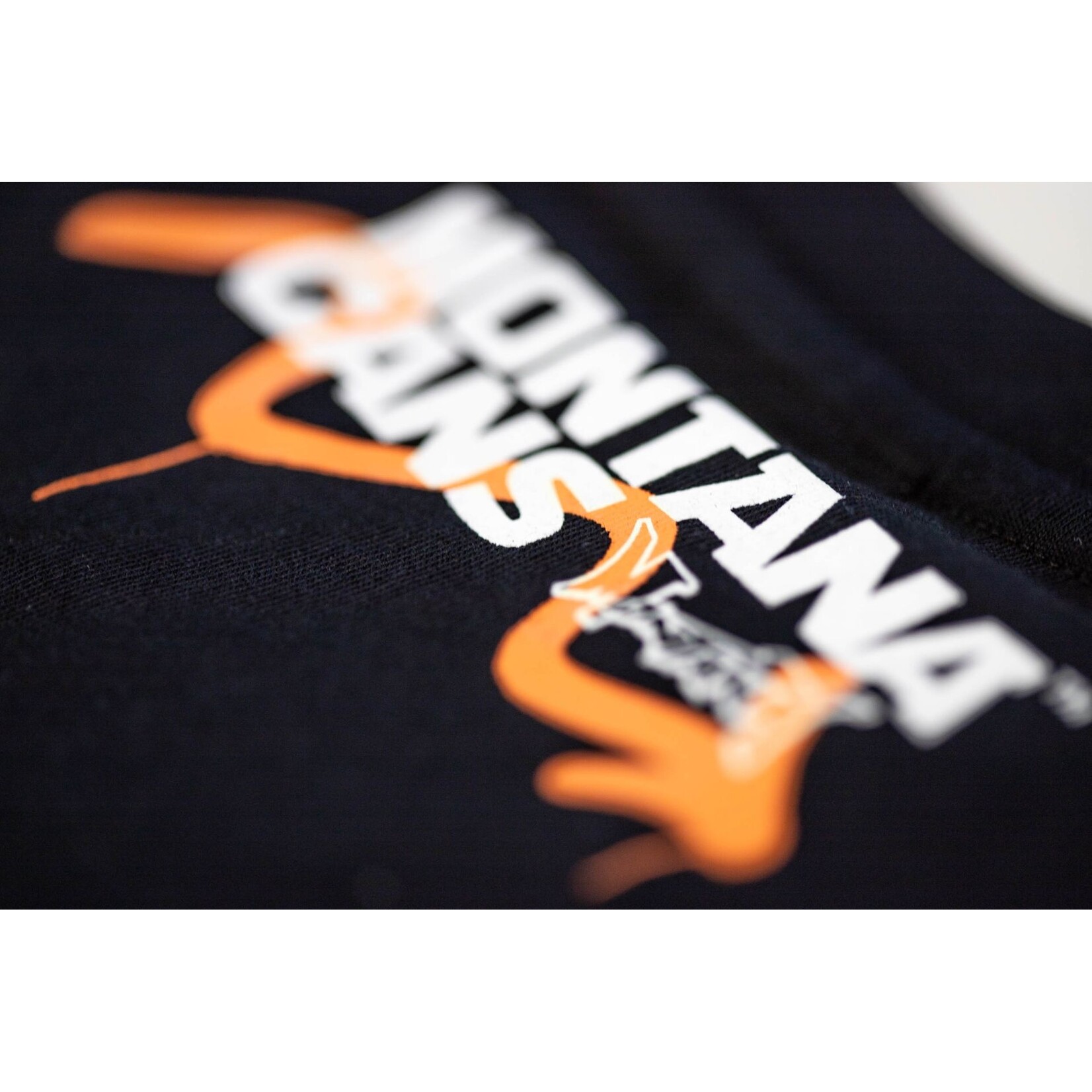 Montana Cans T-Shirt  - Graffiti is here to stay by Thierry Furger - Black