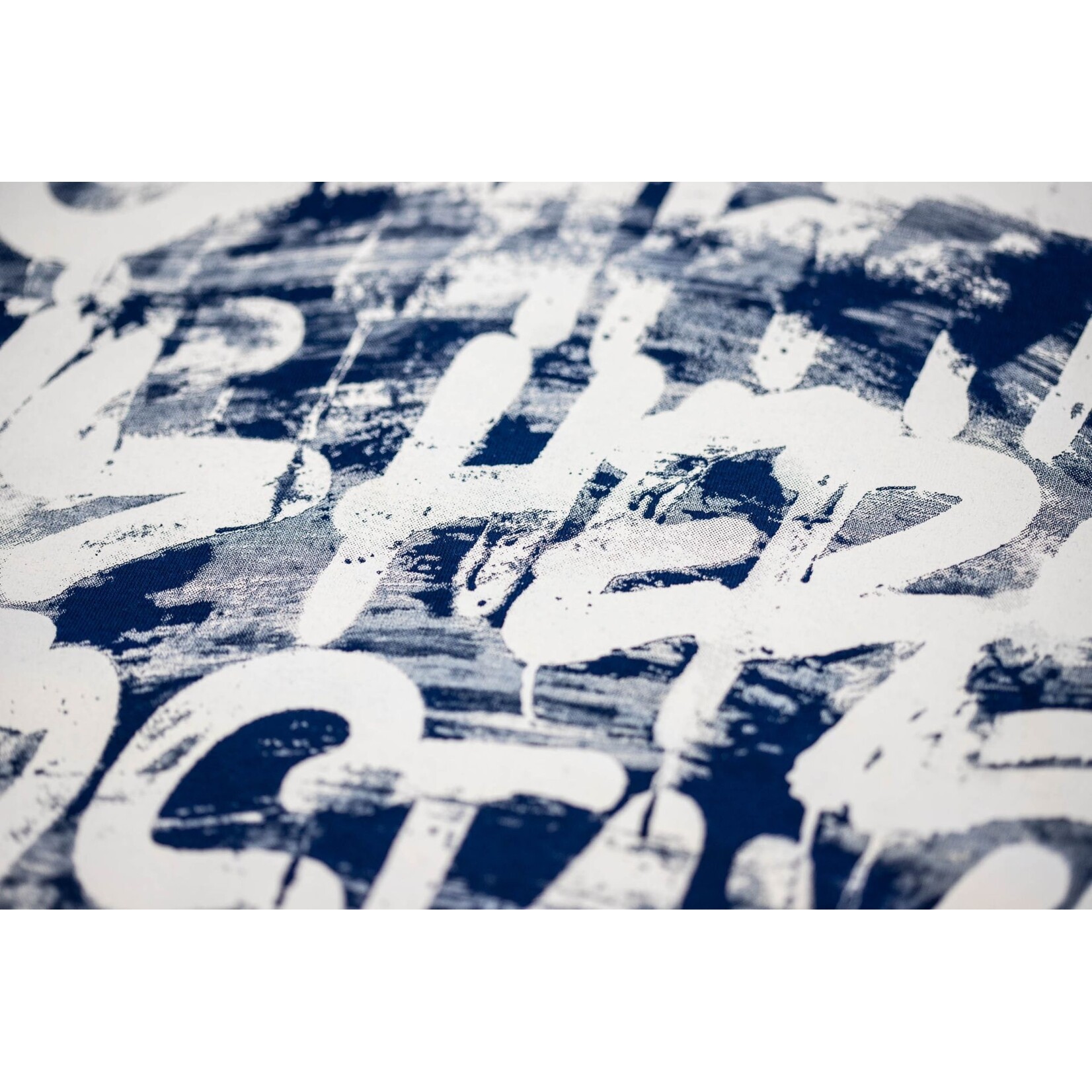Montana Cans T-Shirt  - Graffiti is here to stay by Thierry Furger - Navy Blue