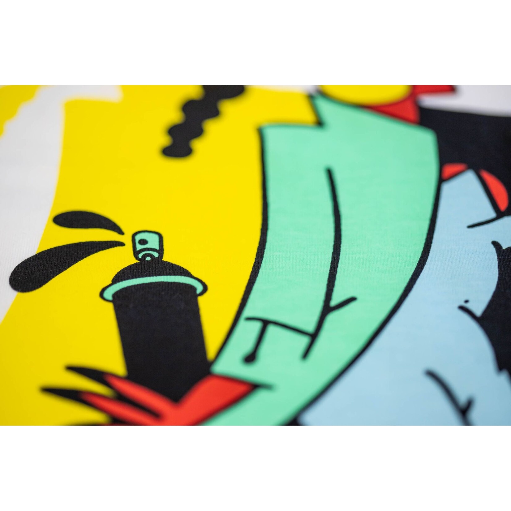 Montana Cans T-Shirt "Montana Cans by Mina Mania"