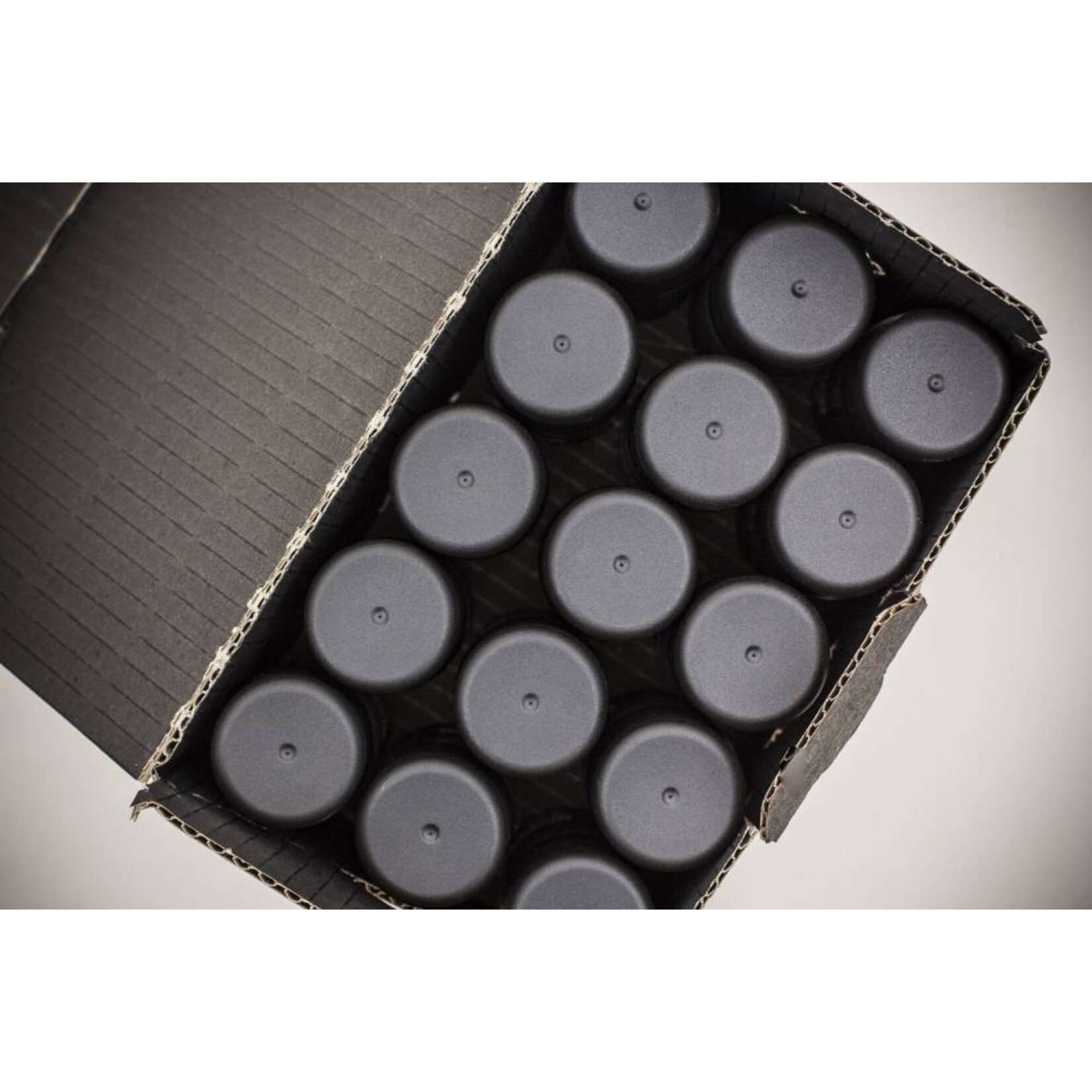 Montana BLACK 15x 50ml Sales Display