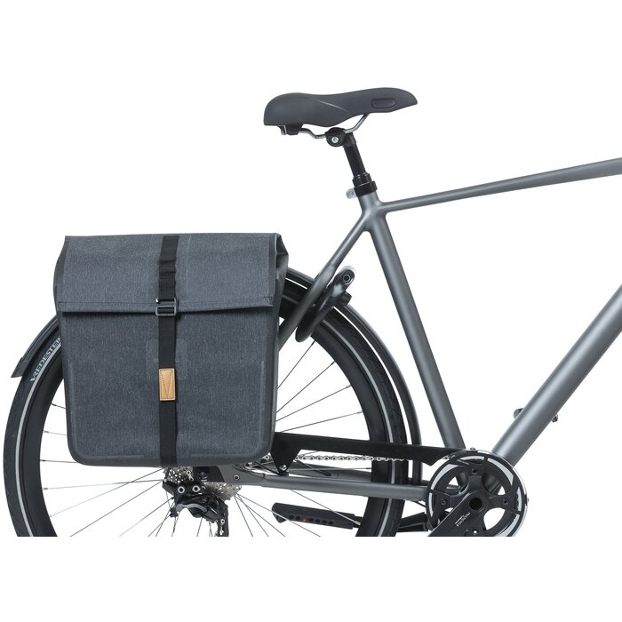 Basil Dubbele fietstas Basil Urban Dry 50 liter 36 x 17 x 42 cm - charcoal melee