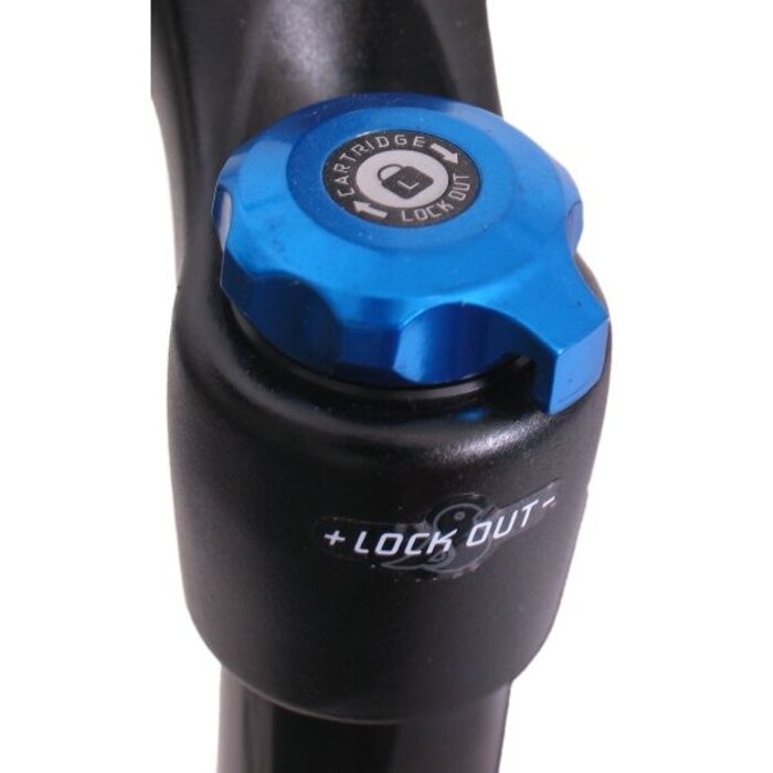 Spinner Verende voorvork 27,5" / 650B Spinner met lock out - 120 mm veerweg met 1 1/8" ahead vorkbuis - PM remnokken - mat zwart