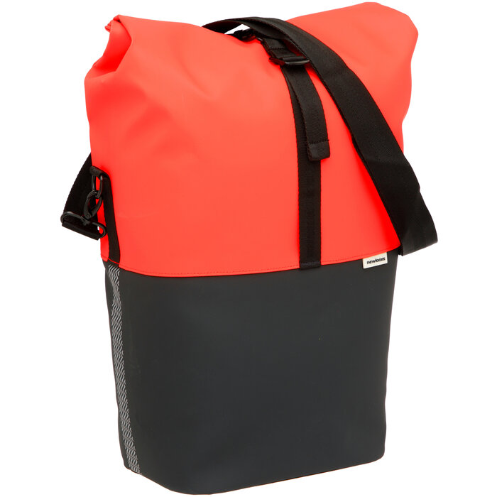 Fietsshopper New Looxs Nyborg 17 liter 30 x 17 x 37 cm - rood/zwart