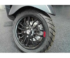 sticker Piaggio origineel wiel euro 3/4/5 (S) rood gts 125cc, gts alle mod., gts super 300cc, sprint 2h001926000a1