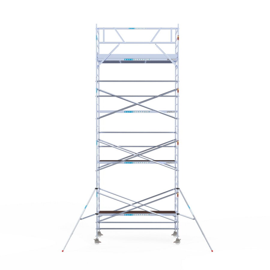 Euroscaffold Rolsteiger Original  135x305 9,2m werkhoogte carbon vloer tegen de gevel