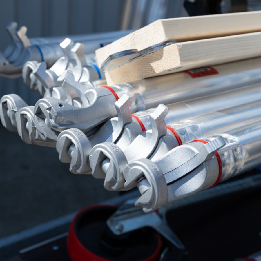 Alumexx Basic Steigeraanhanger 250 Open + Alumexx Rolsteiger Budget 135x250 8,2m werkhoogte