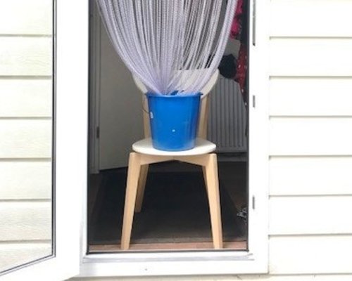 Uw vliegengordijn schoonmaken is zo gebeurd!