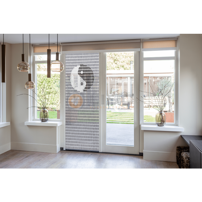 Liso ® Vliegengordijn Liso ® Hulzengordijn met Yin Yang | Op maat gemaakt