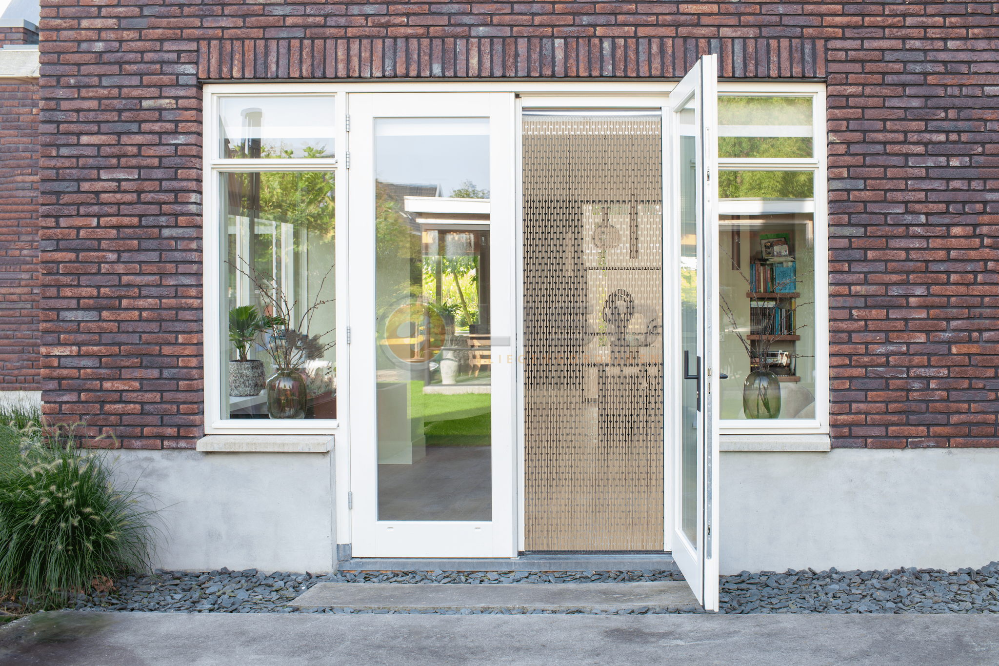 Liso® Vliegengordijn Liso ® Hulzengordijn RAL 1001 Beige Taupe | Kant en Klaar 92 x 209 cm