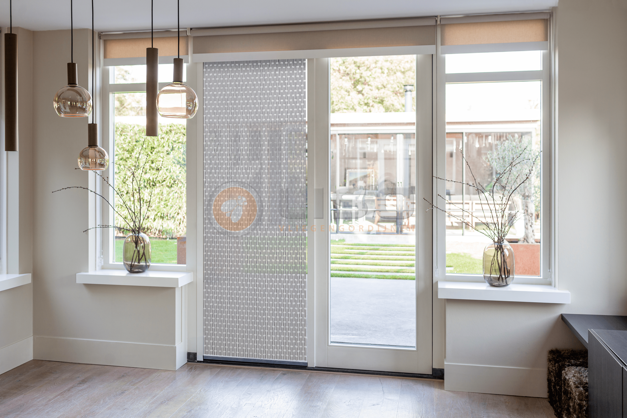 Liso ® Vliegengordijn Liso ® Hulzengordijn RAL 7032 Kiezelgrijs | Op maat gemaakt