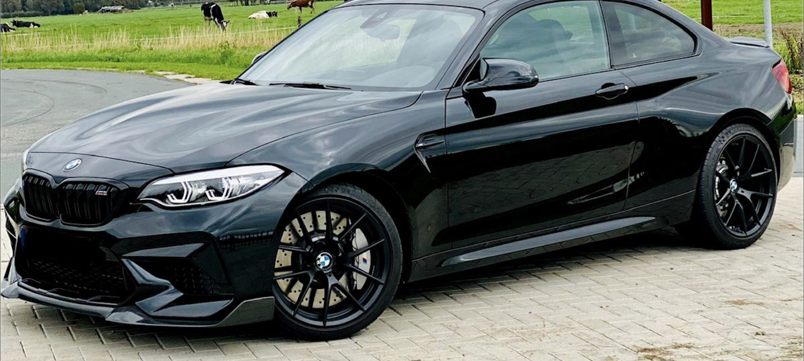 BMW M2 CS Style carbon kit