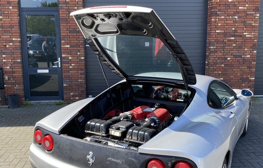 Ferrari F12 Carbon Nebelscheinwerferabdeckung - JH Parts