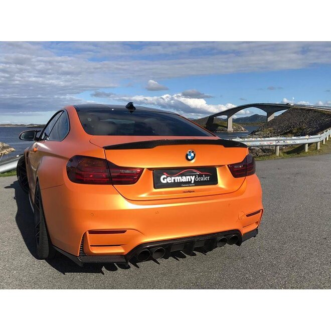 Difusor estilo V de carbono BMW F80 M3