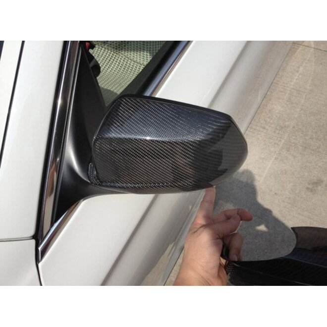 Carbon mirror covers Pre-LCI