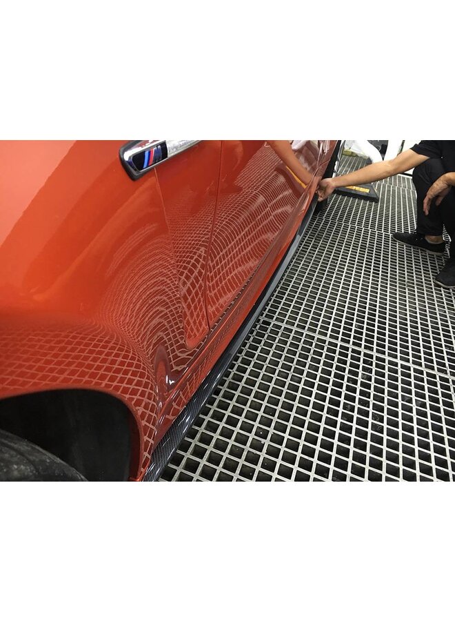 Carbon side skirt extension