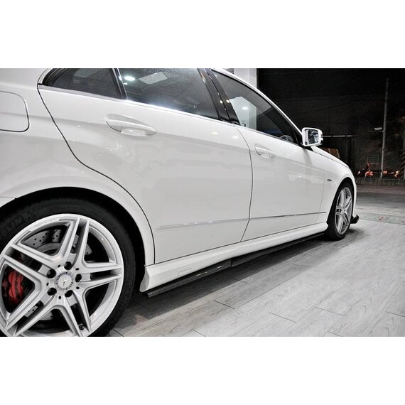 Carbon side skirt W212 E63 AMG