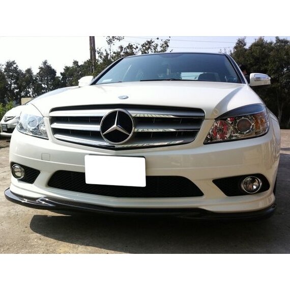 Carbon lip W204