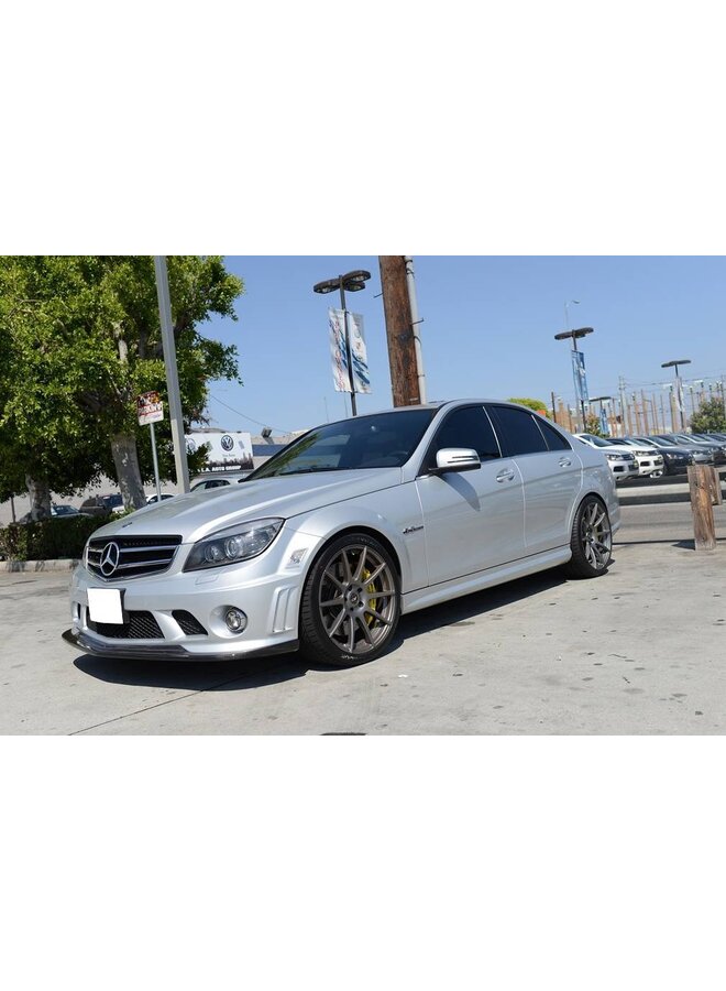 Carbon lip C63 AMG sedan