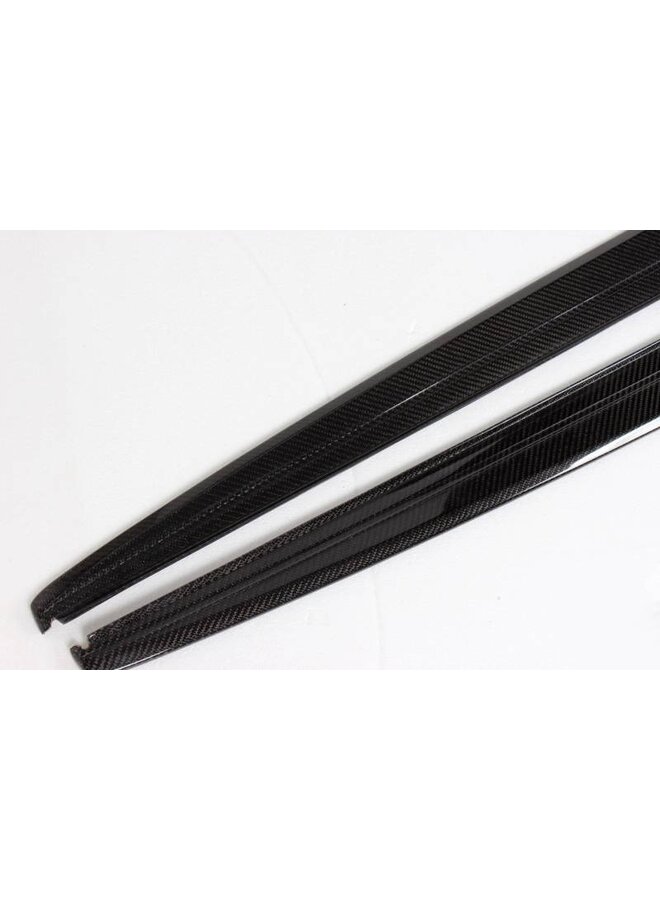 Carbon side skirt extension