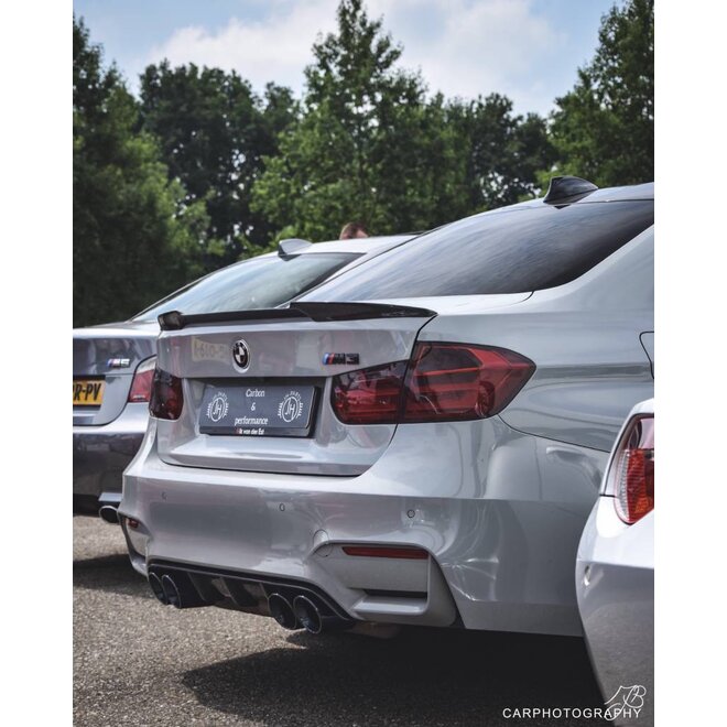 Alerón estilo V de carbono BMW Serie 3 F80 M3