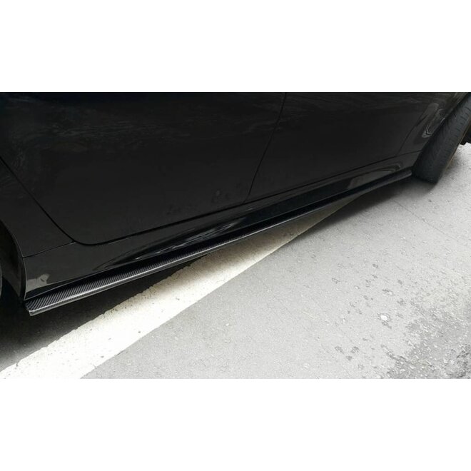 Extensão da saia lateral em carbono