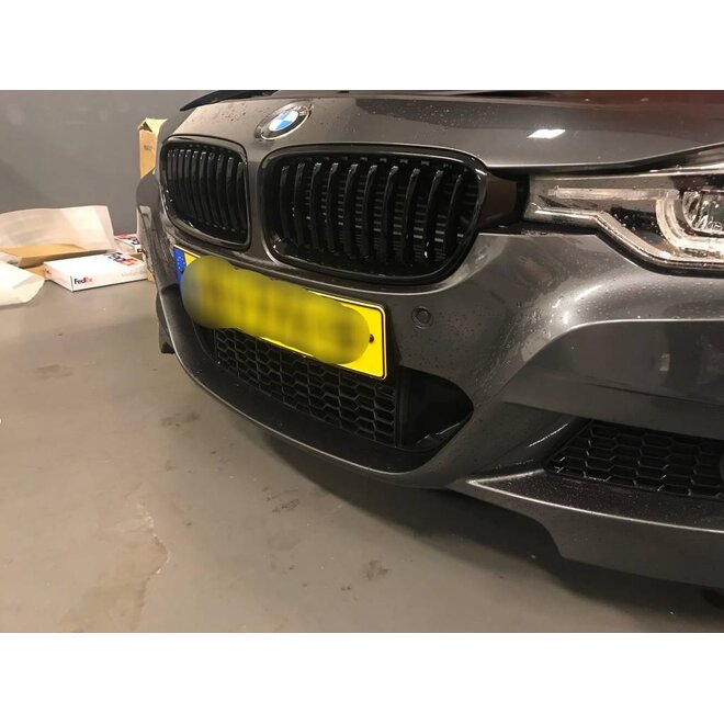 Riñones de parrilla negros BMW Serie 3 F30 F31