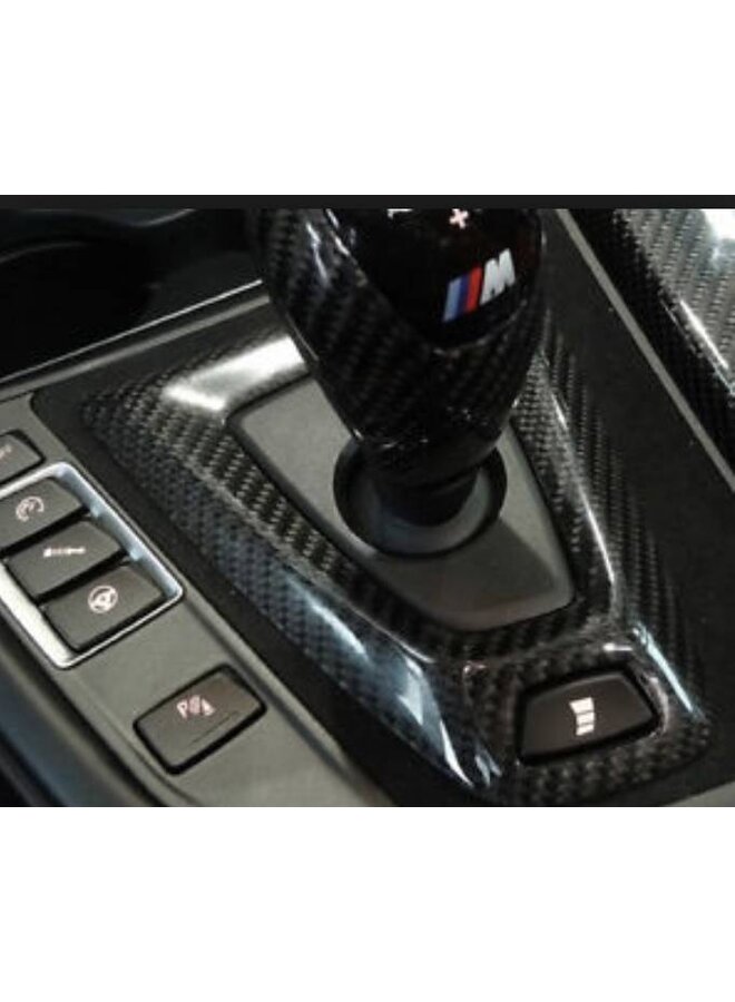 Capa surround de mudança de marcha em carbono BMW F80 F82 F83 F87 M2 M3 M4