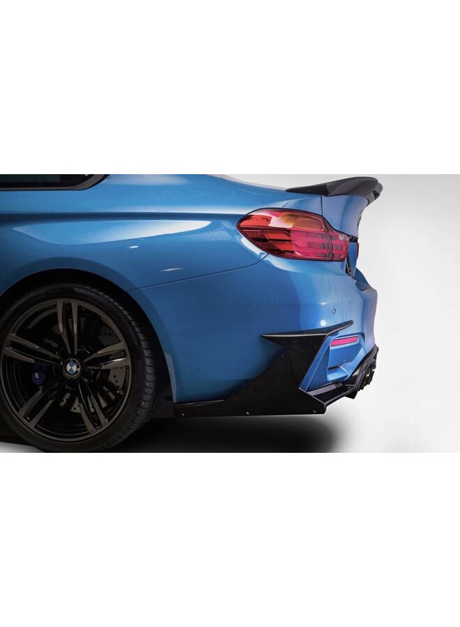 Spoiler do porta-malas em carbono MAD