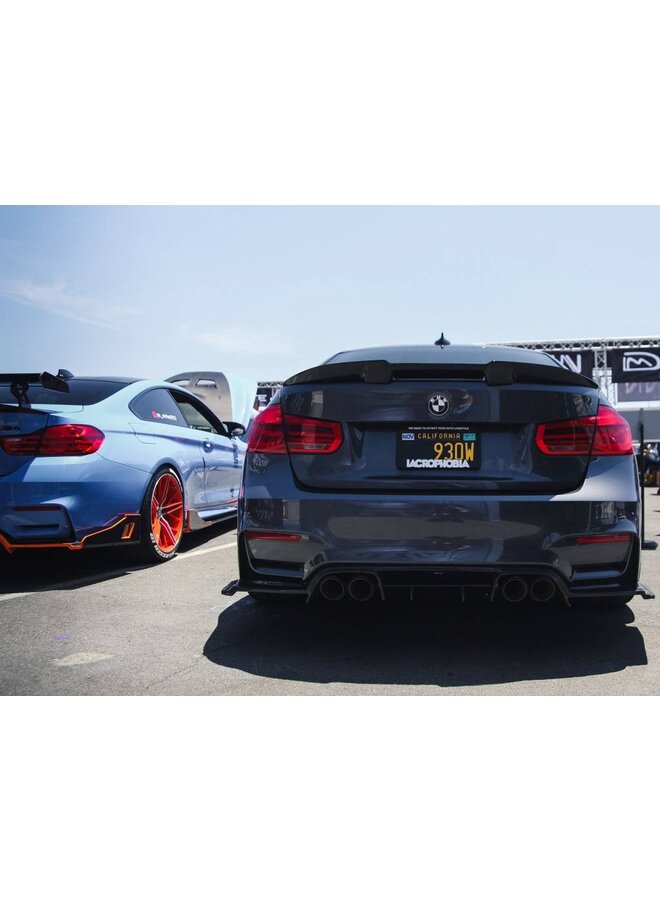 Carbon MAD trunk spoiler lip