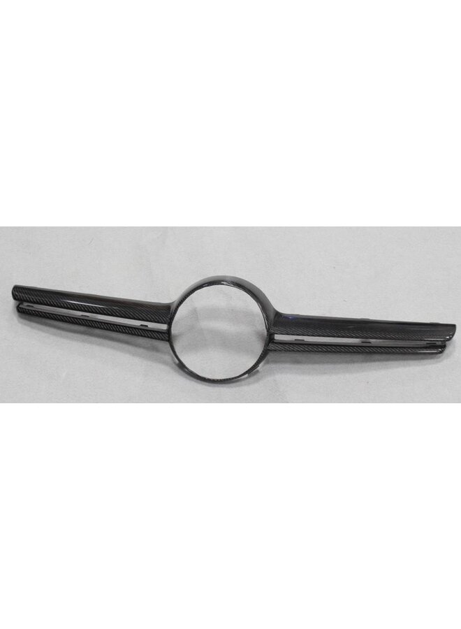 This concerns a Carbon grill for the Mercedes A45 AMG