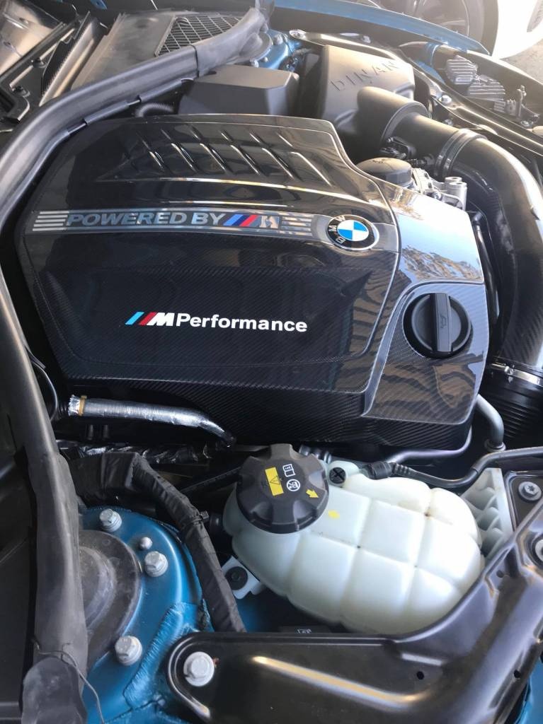 Carbon engine cover BMW F87 M2 - JH Parts