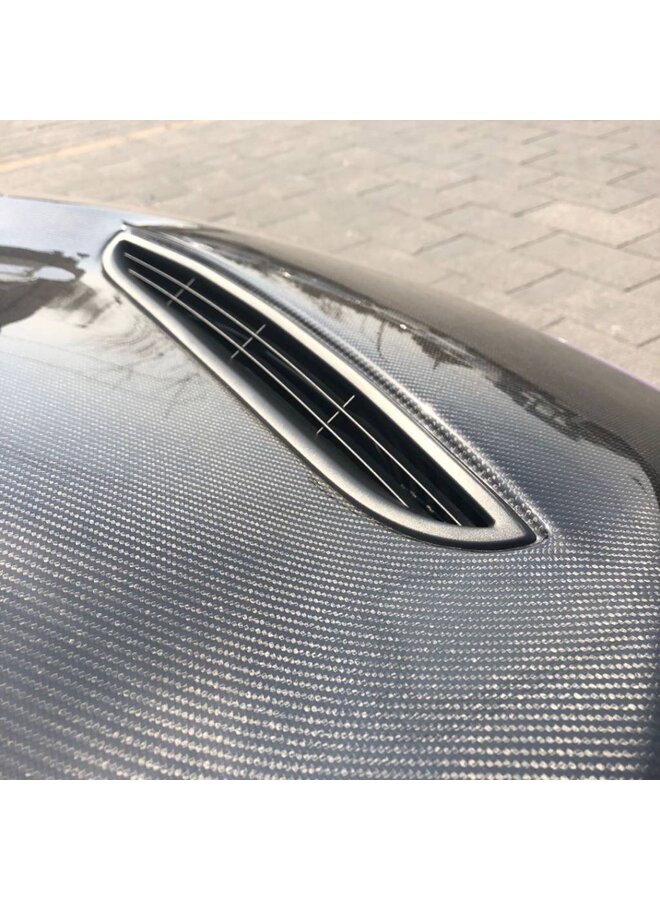 Capot carbone GTS BMW F80 F82 F83 M3 M4