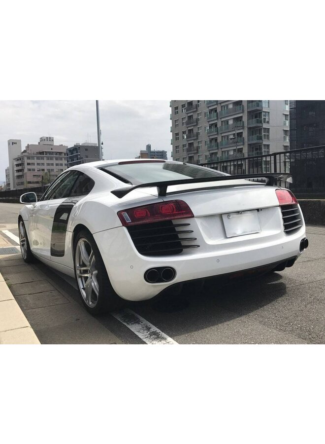 Spoiler GT in carbonio R8