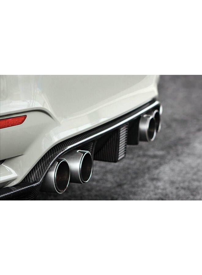 Carbon diffuser with brake light BMW F8x M3/M4