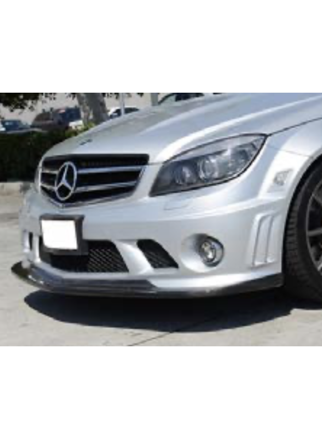 Lábio estilo H em carbono C63 AMG Sedan