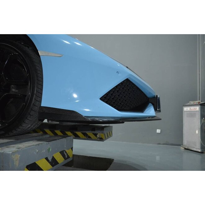 Carbon splitter Lamborghini Huruacan