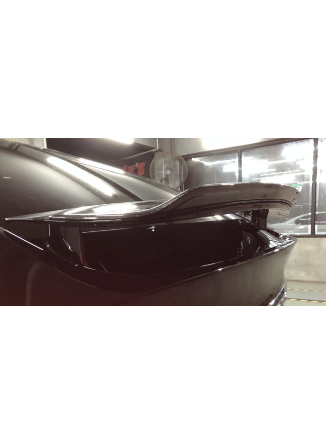 Labio del alerón del maletero de carbono Tesla Model X