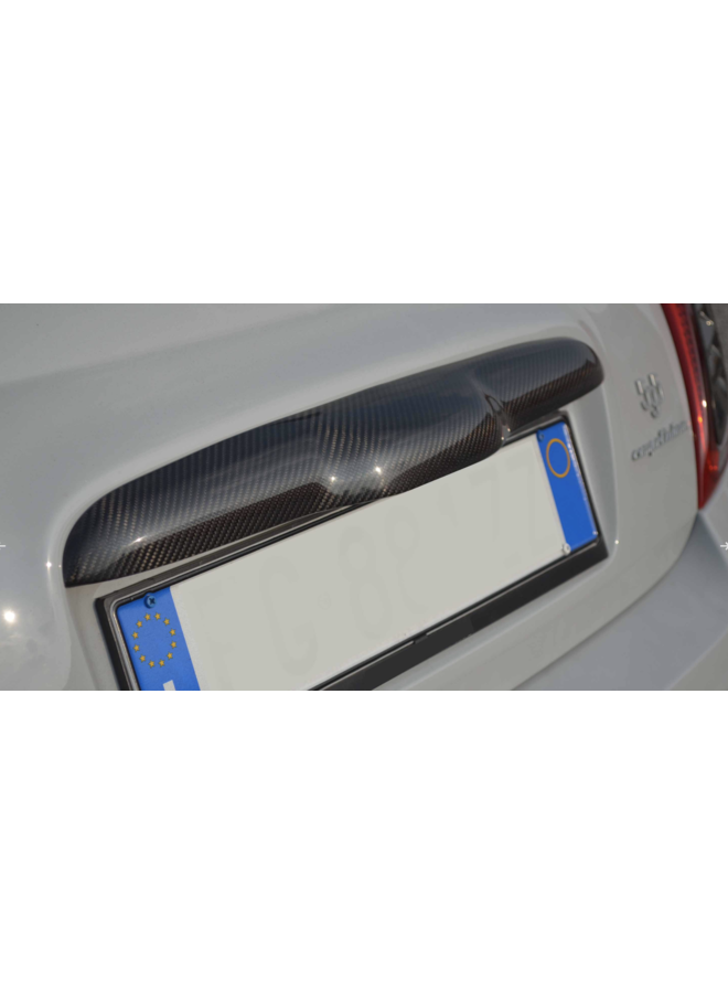 Moldura de maletero en carbono Fiat 500 595 Abarth