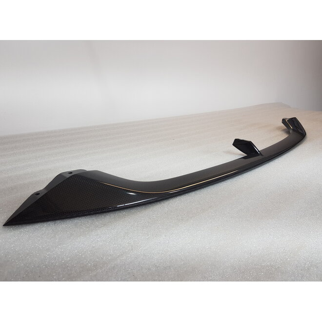 Carbon front lip Ferrari F12