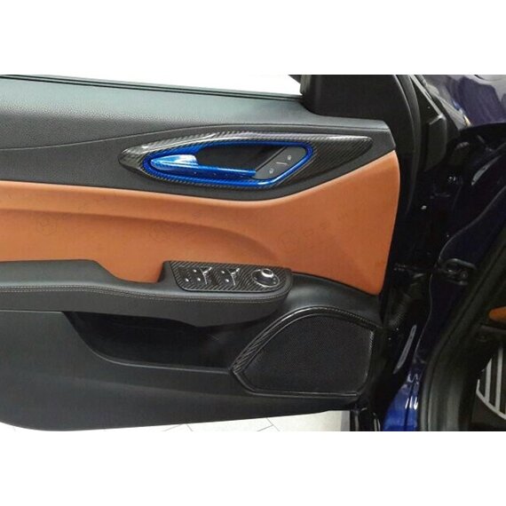Cadre d'enceinte en fibre de carbone Alfa Romeo Giulia / Stelvio
